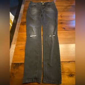 Indigo Rein Distressed Black Skinny Jeans Preowned Size 7 Stretchy Comfortable
